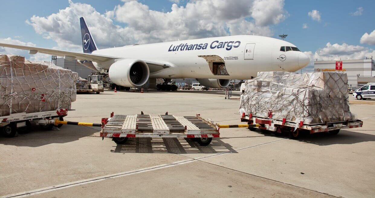 A Lufthansa felárat vezet be a rakományok kezelésére az Egyesült Királyság – EU közötti útvonalon