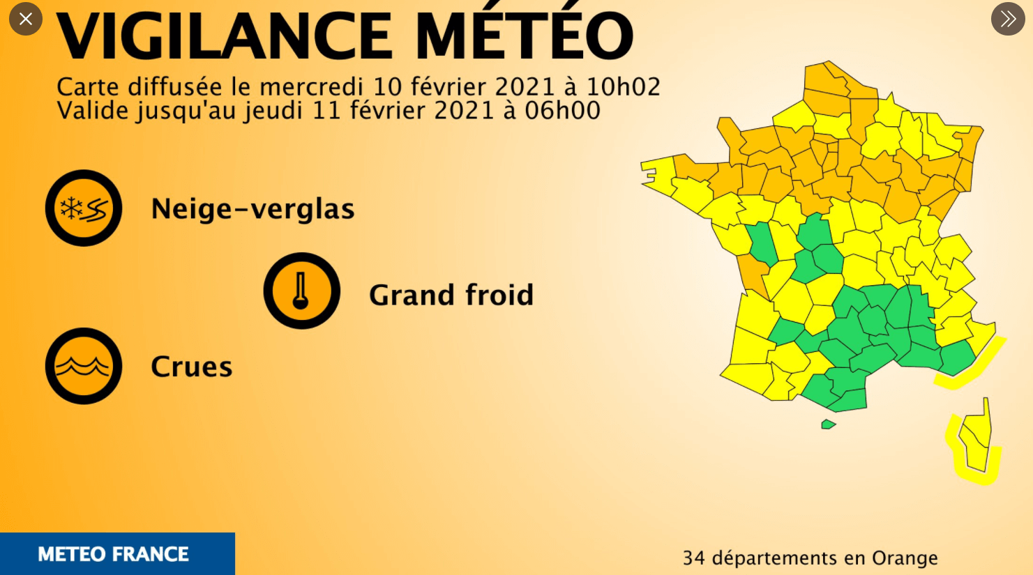 Frankreich unter Schnee. Gesperrte Straßen, mehrere hundert LKWs stecken geblieben