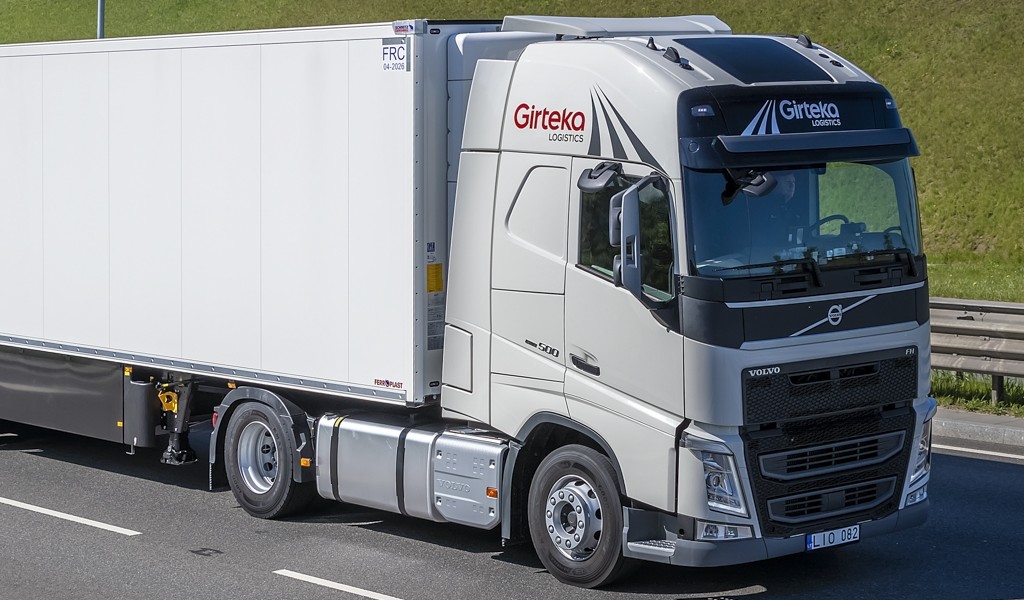 Girteka Logistics cumpăra 2000 de camioane Volvo FH