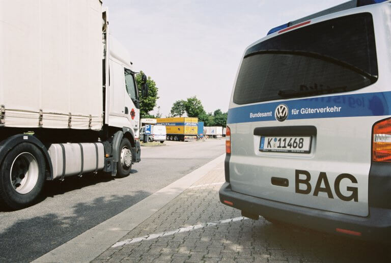 BAG priverčiamas tikrinti vairuotojų darbo sąlygas. Vokietija bando suvaldyti vairuotojų išnaudojimą