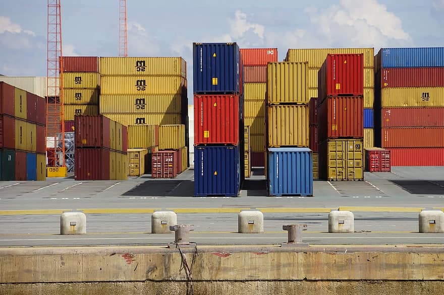 Container production surges by over 200% as prices hit record highs