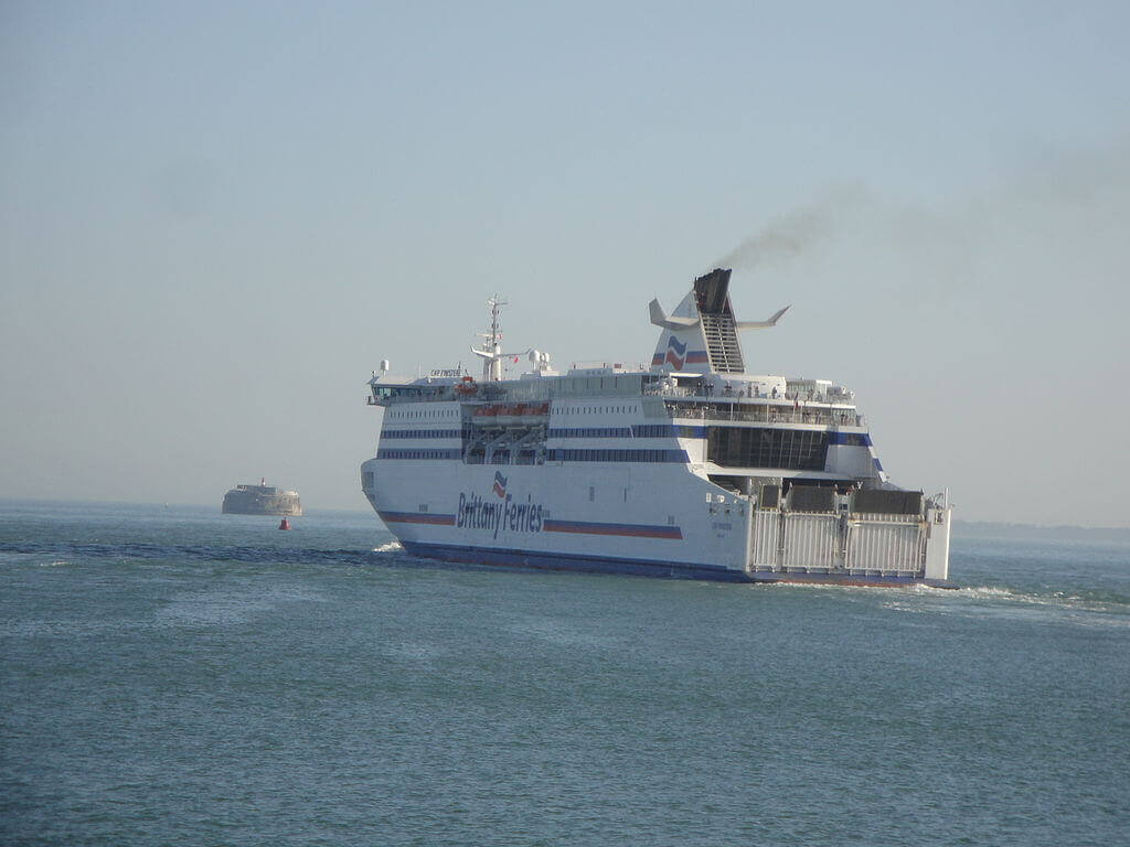 Noi rute de feribot Irlanda – Franța adăugate pe fondul unei creșteri cu 500% a volumelor de marfă în portul Rosslare
