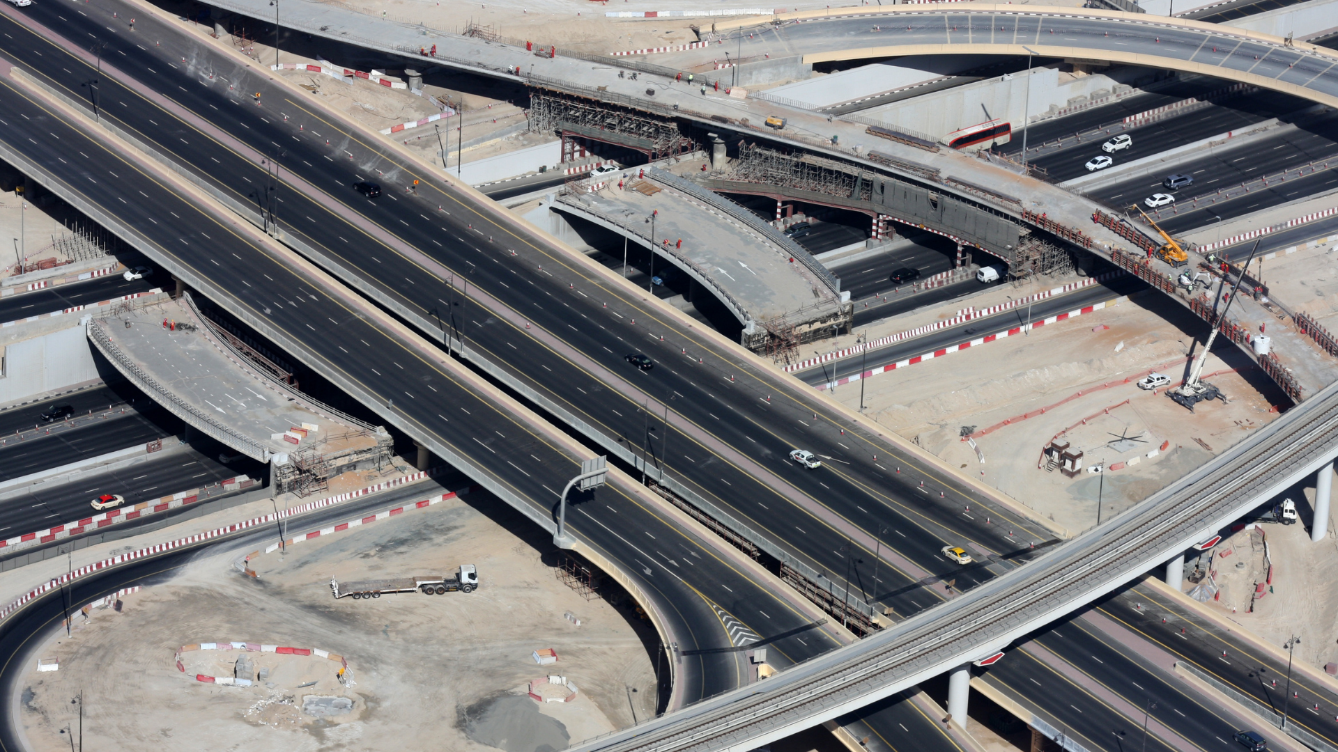 Investiții de 4,5 miliarde euro în infrastructură rutieră și autostrăzi prin Planul Național de Relansare și Reziliență