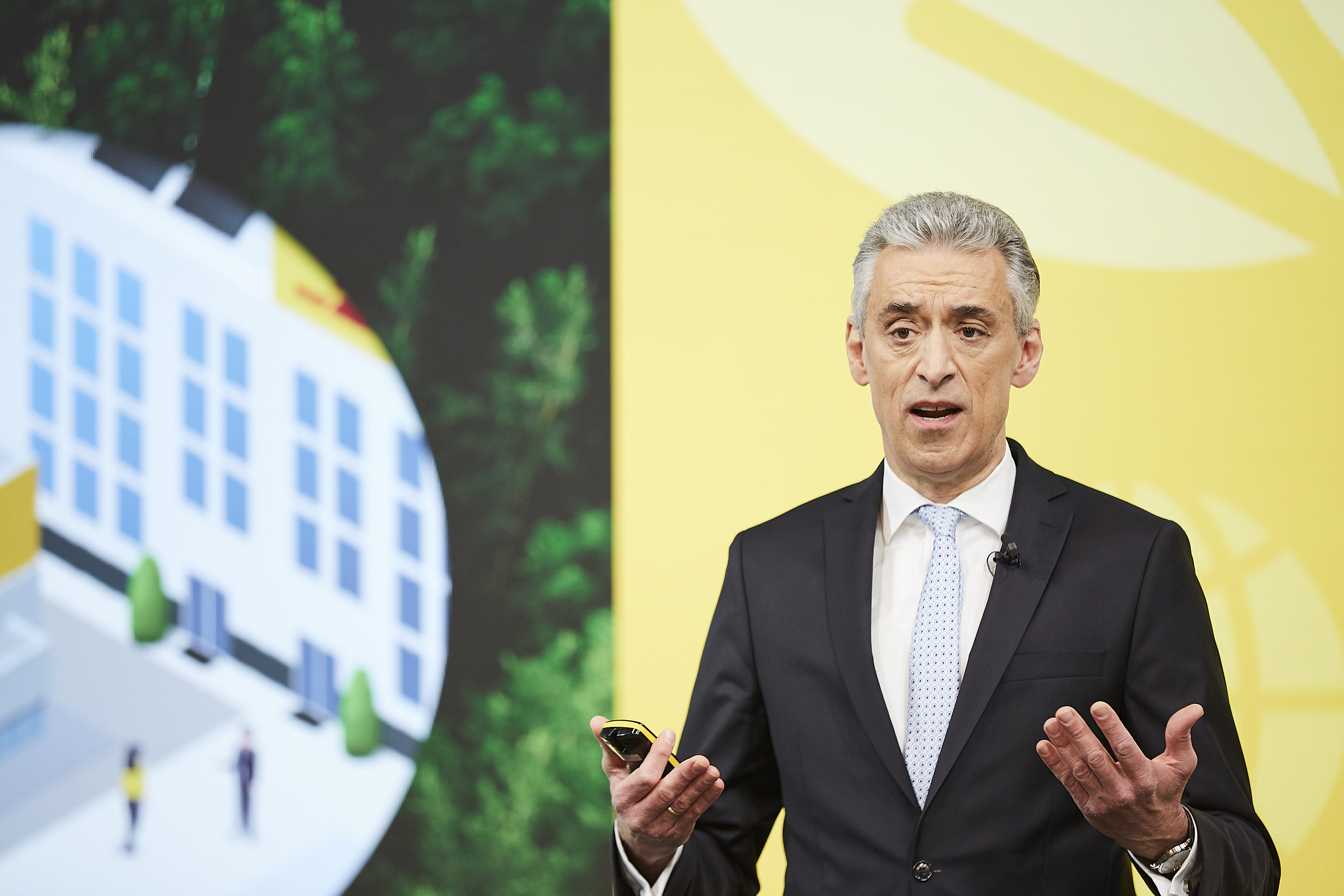 Beschleunigter Fahrplan zur Dekarbonisierung: Deutsche Post DHL Group beschließt Science Based Targets und investiert 7 Milliarden Euro in klimaneutrale Logistik bis 2030