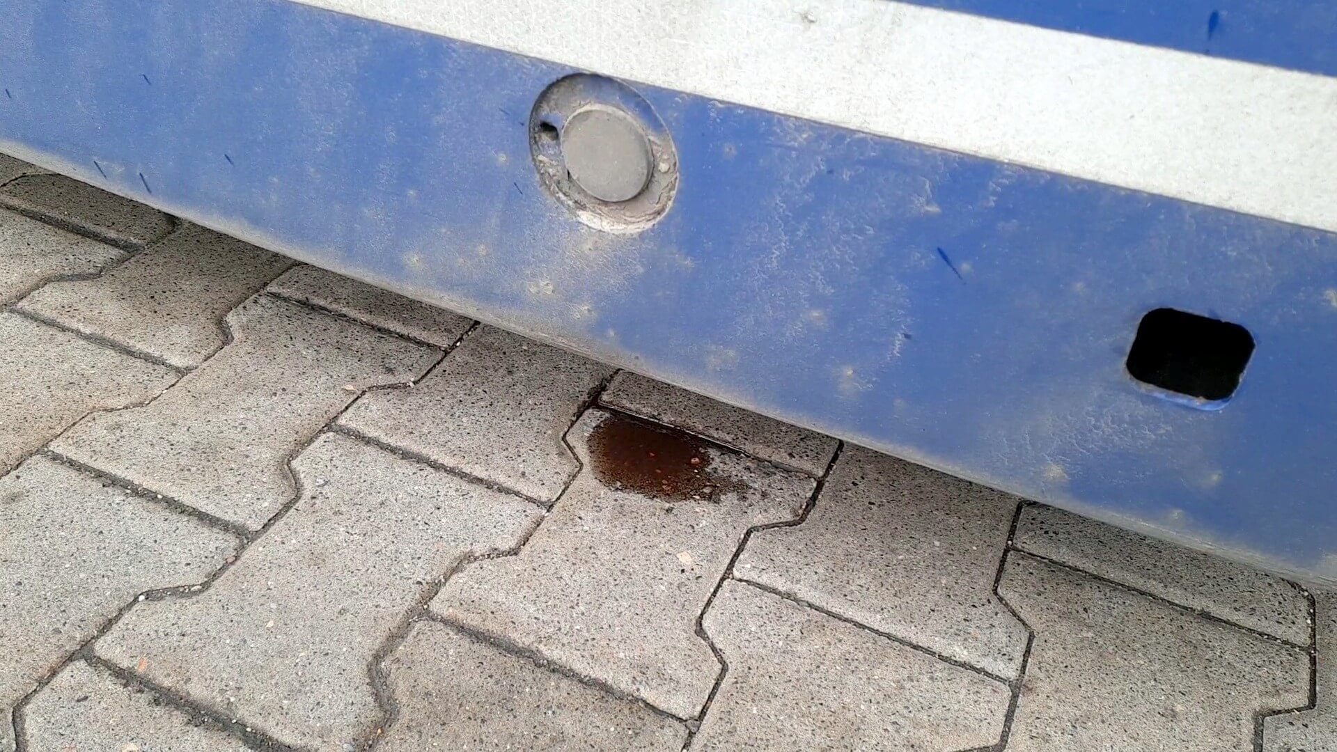 Kierowca zgłaszał szefowi usterki. Ten ciężarówki nie naprawił, tylko wysłał ją w trasę. Efekt?