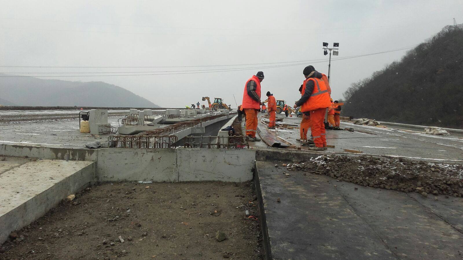 Alertă trafic I Se închide circulația pe A1; trafic deviat pe rute alternative