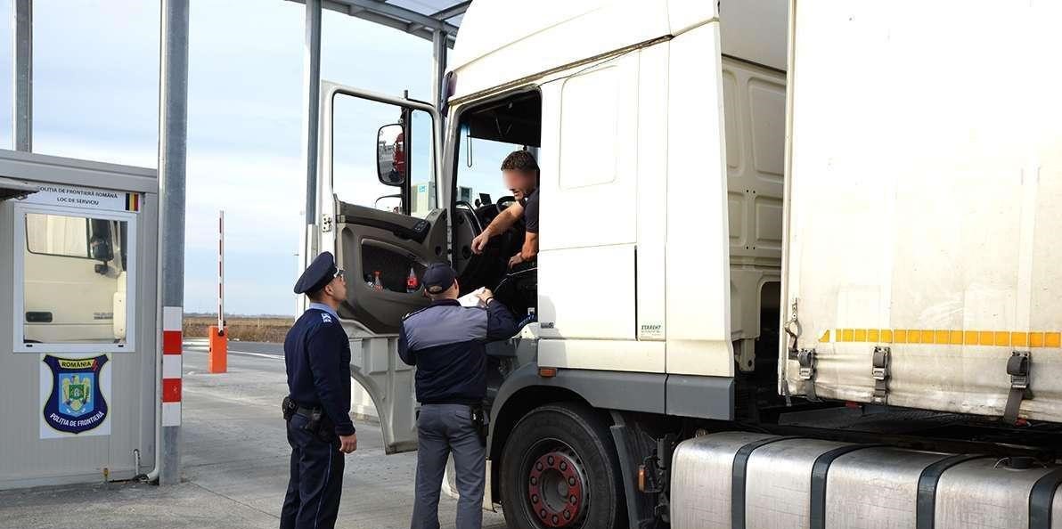 Amenzi de peste 17.000 lei acordate până acum în România în cadrul operațiunii de control ROADPOL Truck & Bus