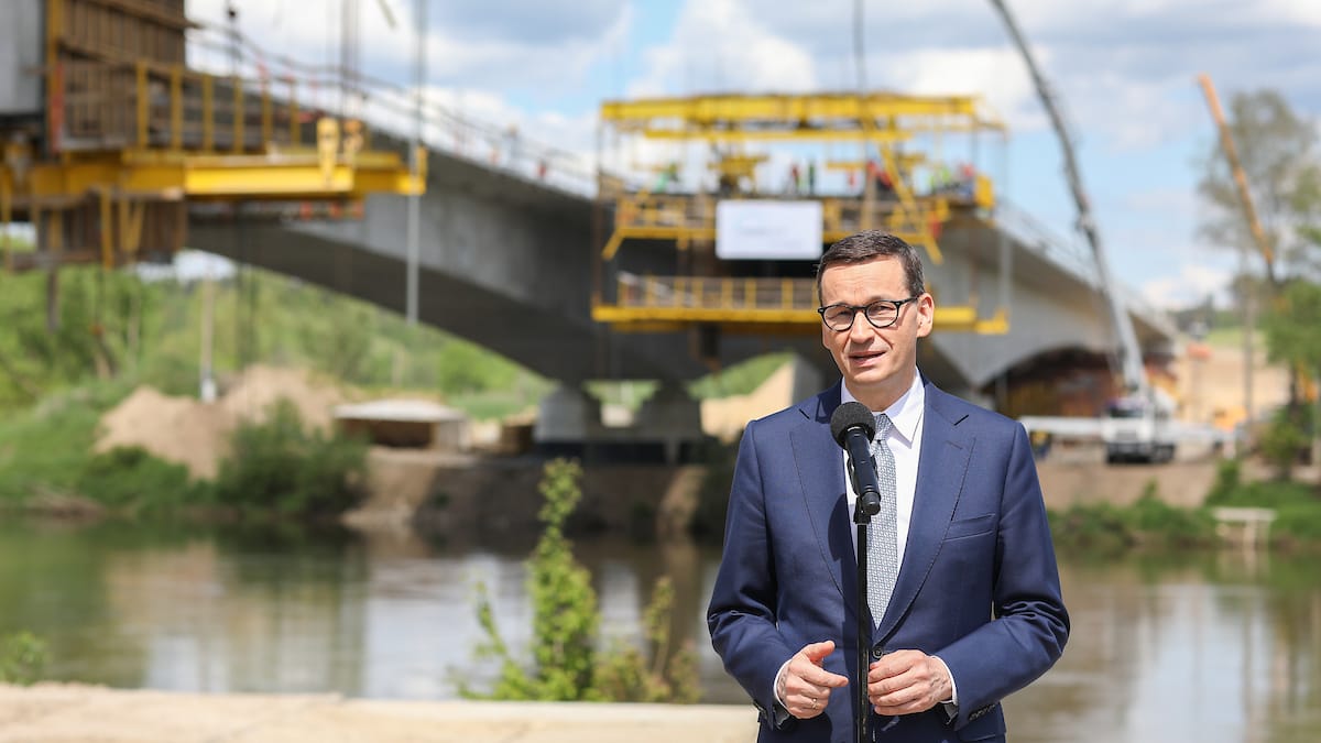 Liczba dróg płatnych dla ciężarówek wzrośnie o ponad ⅓? Przewoźnicy zrzucą się na Krajowy Plan Odbudowy rządu