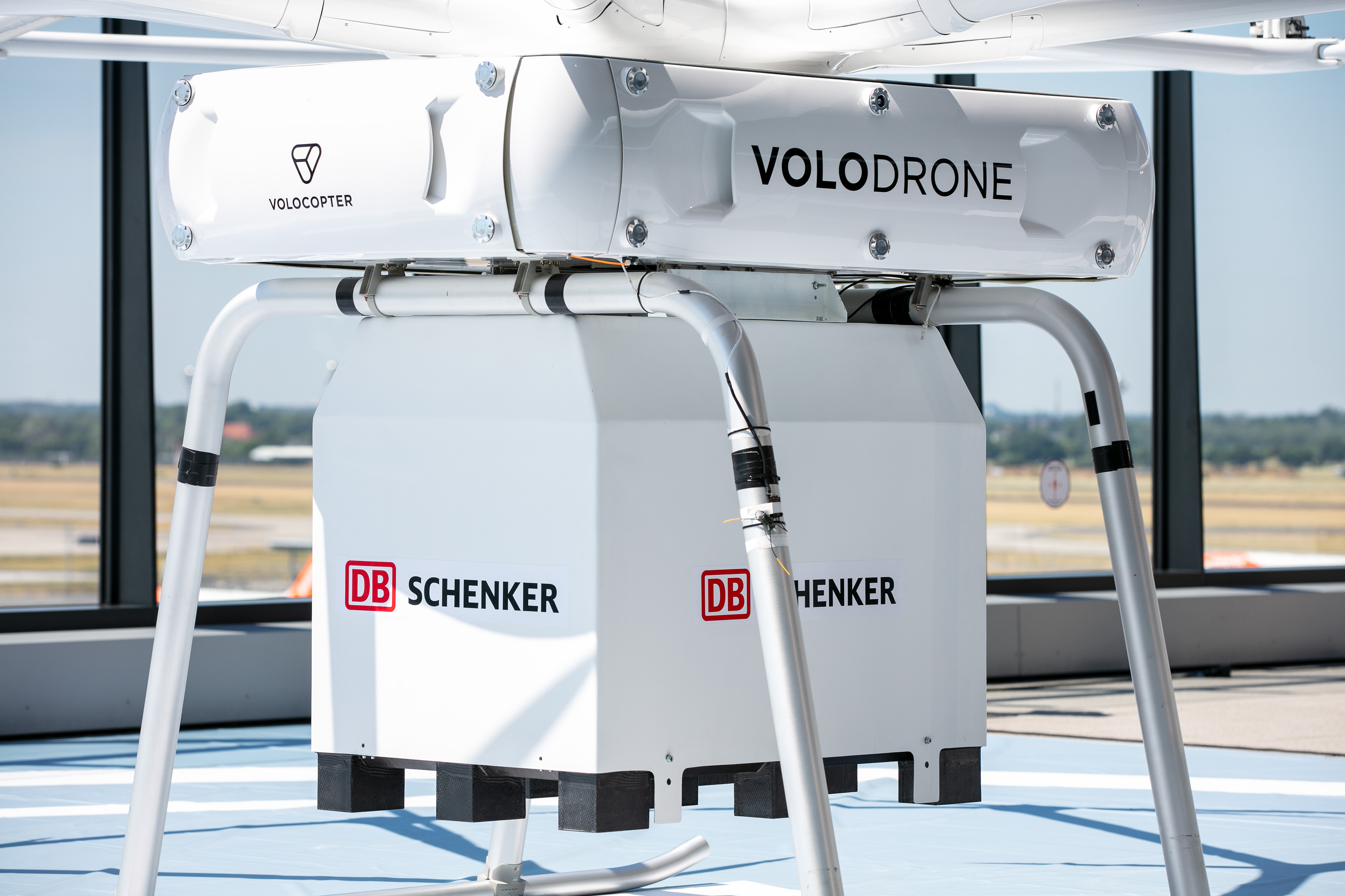 DB Schenker shows off its ‘VoloDrone’ in Berlin