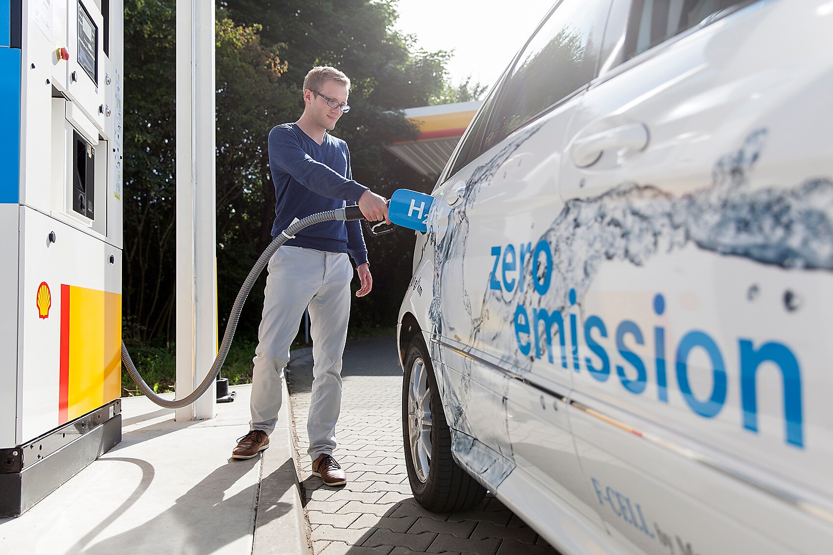 Wasserstoff-Offensive von Shell und Daimler Truck AG