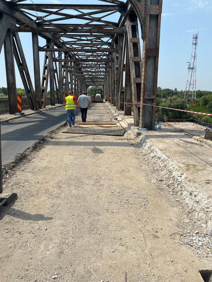 Ministerul Transporturilor anunță demararea a cinci proiecte de reabilitare a infrastructurii de legătură dintre România și Republica Moldova, inclusiv un nou pod peste Prut