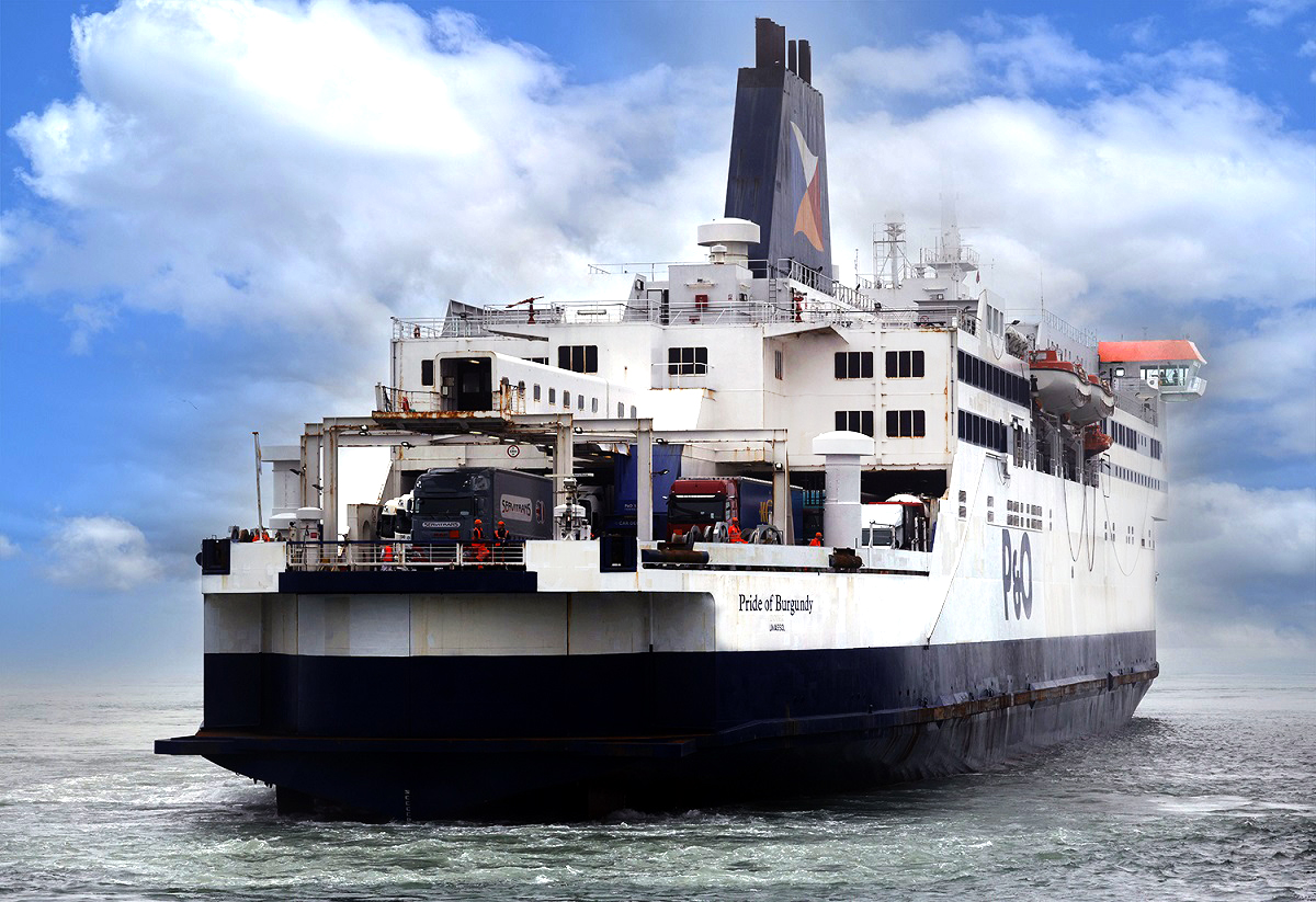 Még több komp Calais és Dover között – Burgundia Büszkesége 120 teherautót bír el