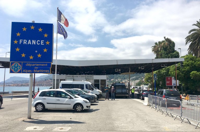 Franța începe monitorizarea orelor de condus ale șoferilor de autoutilitare