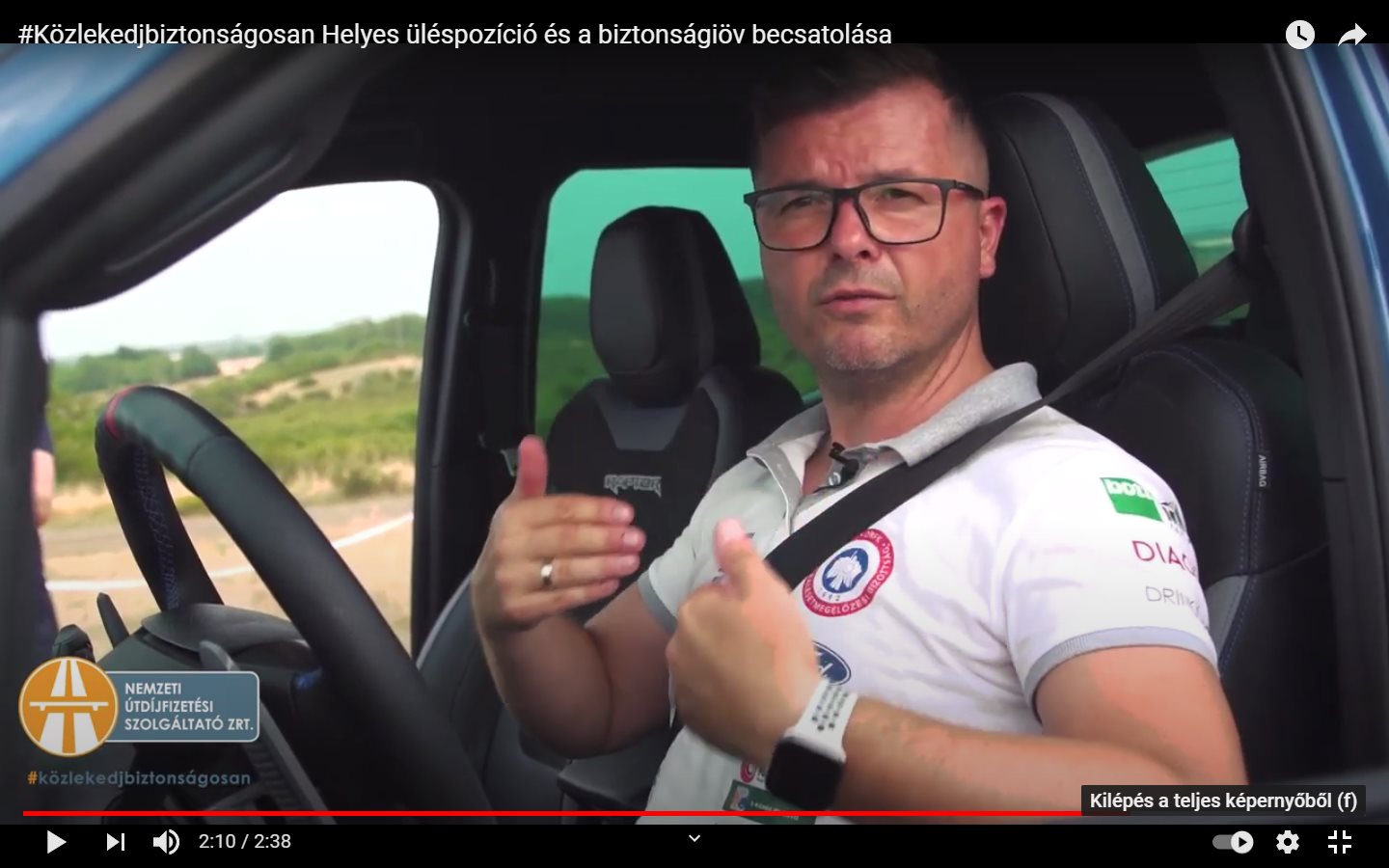 A helyes üléspozíció életeket menthet az utakon
