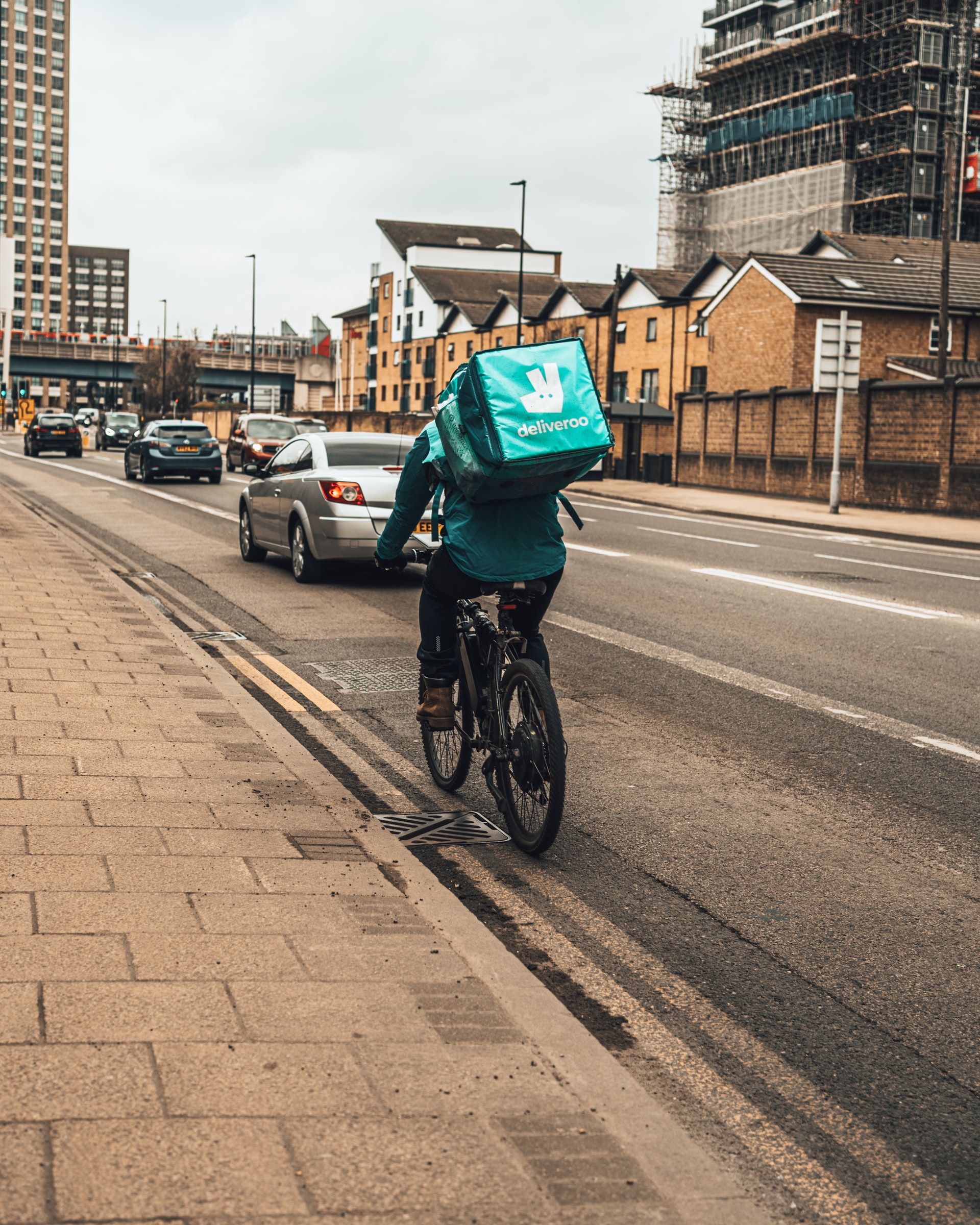 Neue britische Straßenverkehrsordnung macht „einige Verkehrsteilnehmer für das Verhalten anderer verantwortlich”