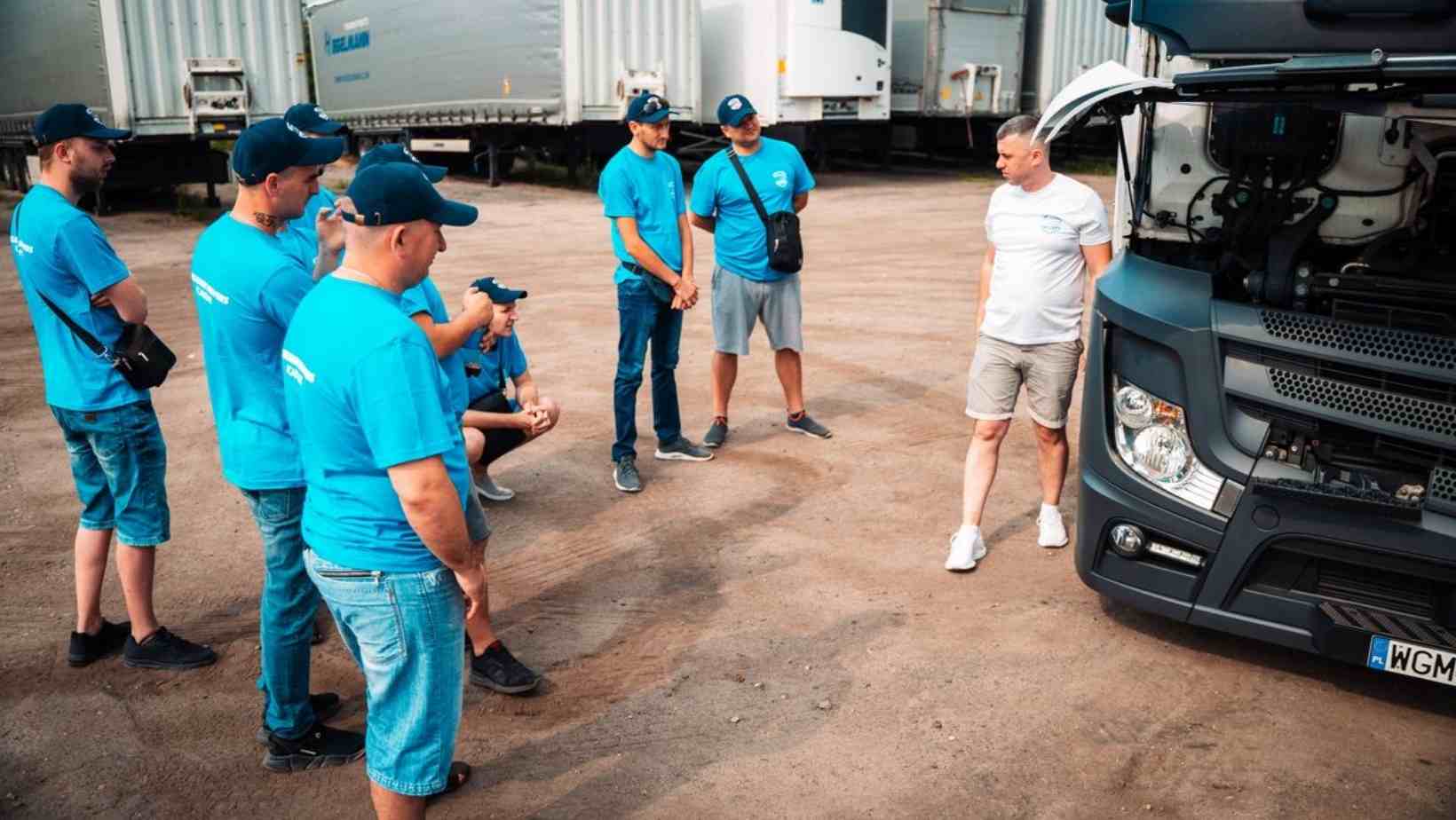 O companie de transport vine cu măsuri concrete pentru a rezolva problema lipsei de șoferi