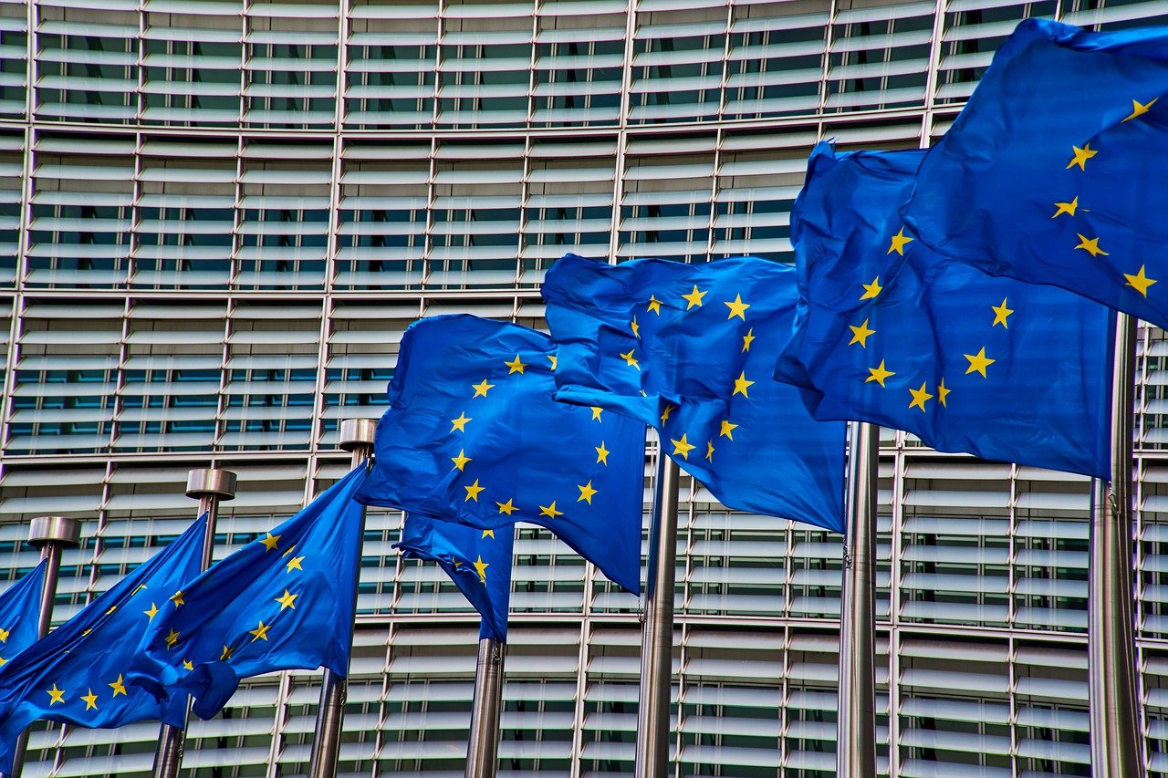 EU: nyilvános konzultáció a fuvarozás vészforgatókönyvéről