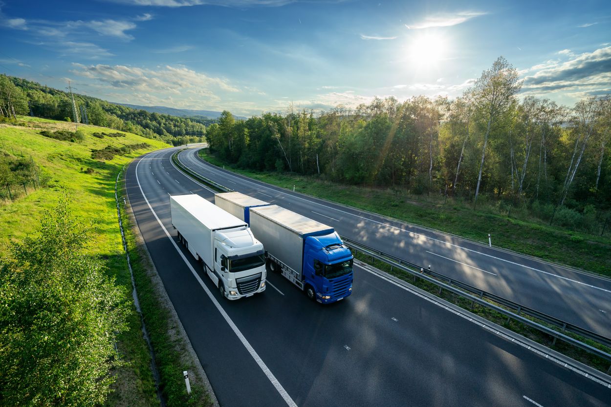 Uzyskaj odszkodowanie za kartele dealerów DAF i Iveco w Polsce