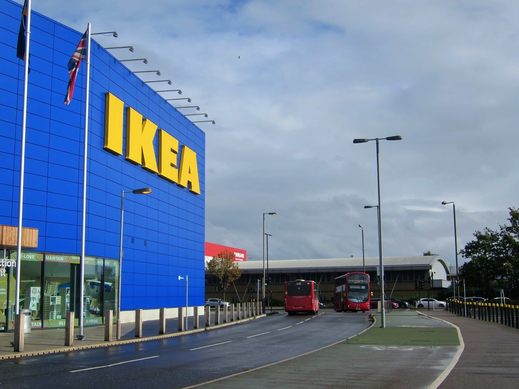 IKEA chartert eigene Schiffe, um Lieferprobleme von 1.000 Produktlinien in Großbritannien zu lindern