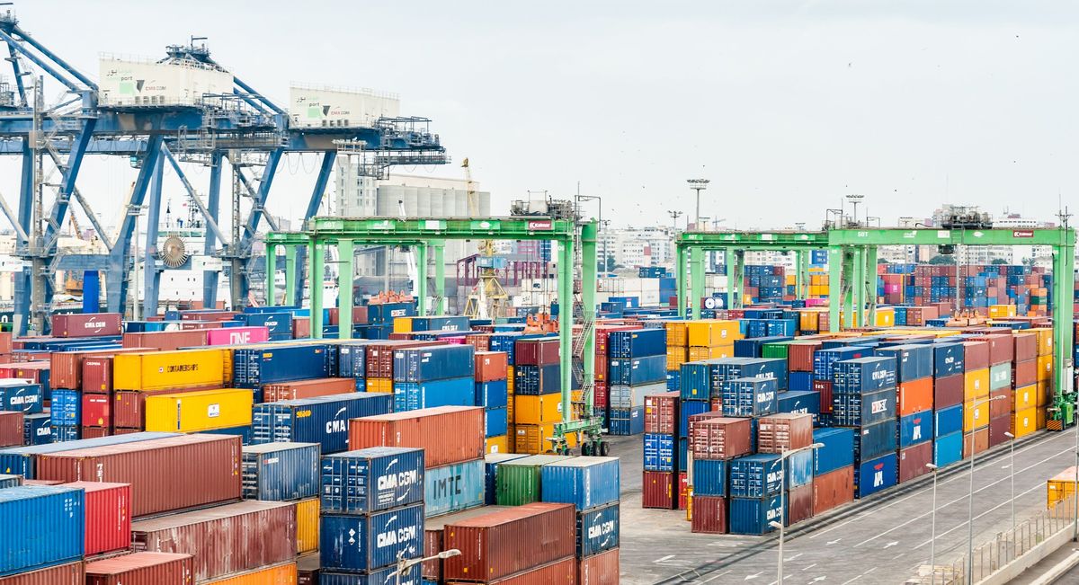 Jūrų transporto sektorius sprendžia laivų stygiaus problemą. Logistikos operatorių investicijos