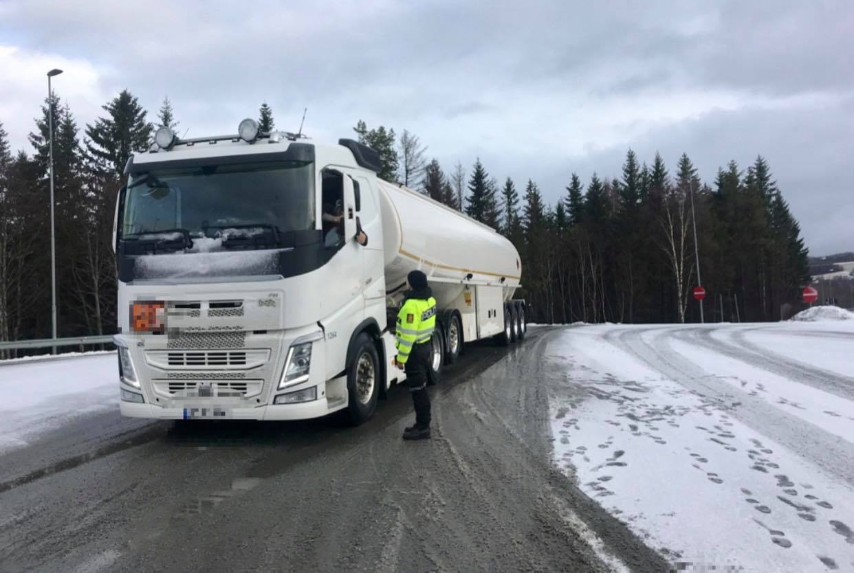 Norvegia creşte valoarea sancțiunilor pentru încălcarea reglementărilor privind perioadele de lucru și odihnă ale șoferilor de camion