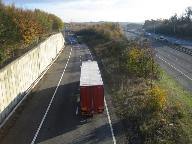 New opinion poll reveals what UK public think about Britain’s HGV driver shortage