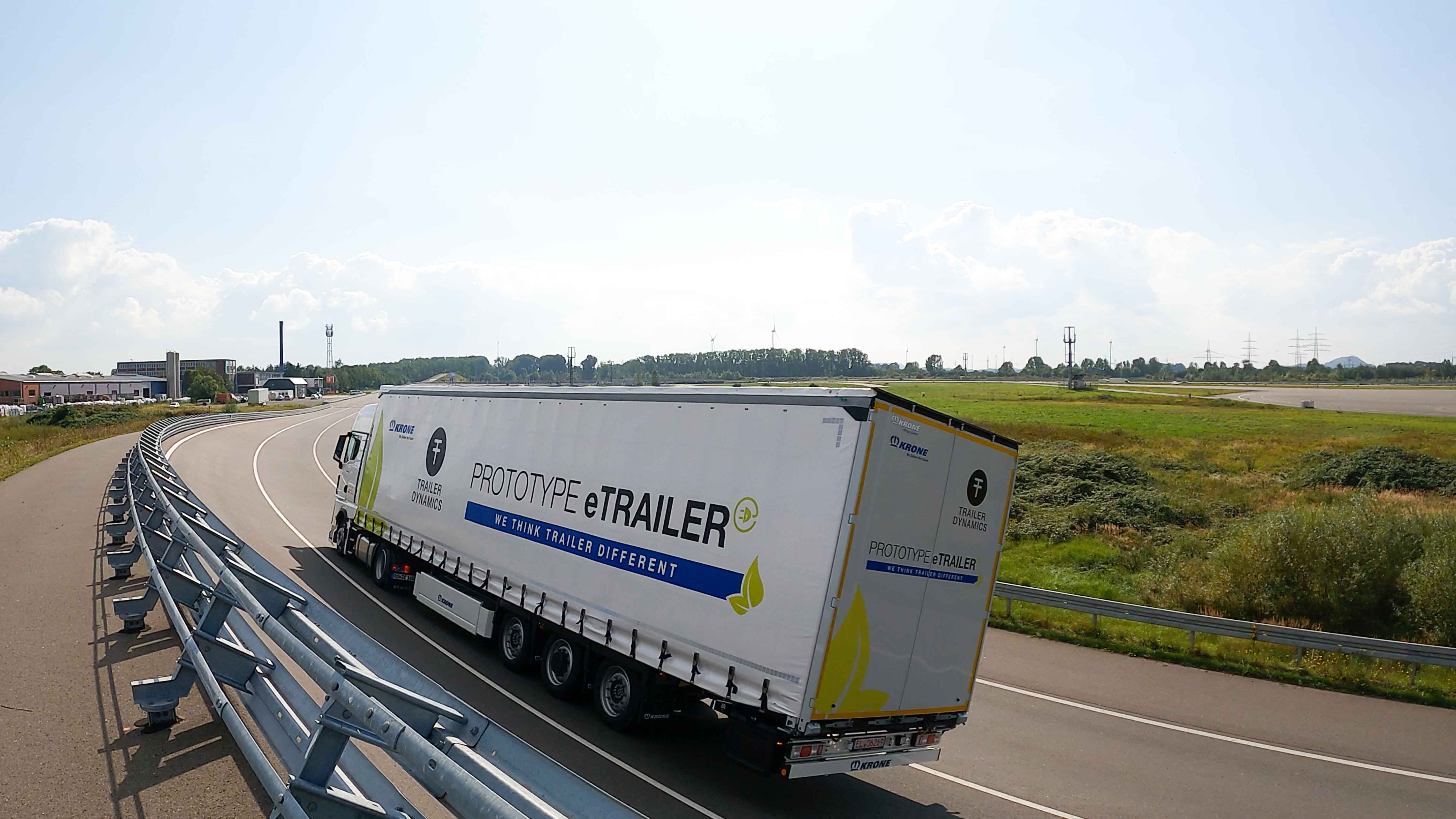 Trailer Dynamics und Krone verkünden strategische Partnerschaft – Prototyp des eMega Liner vorgestellt