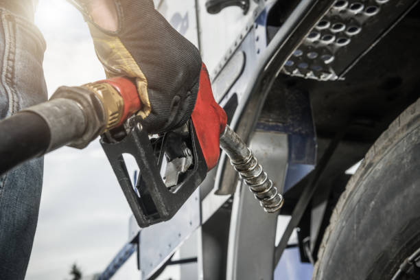 Raport Eurostat: România e pe locul doi în UE la fluctuațiile de preț la carburant