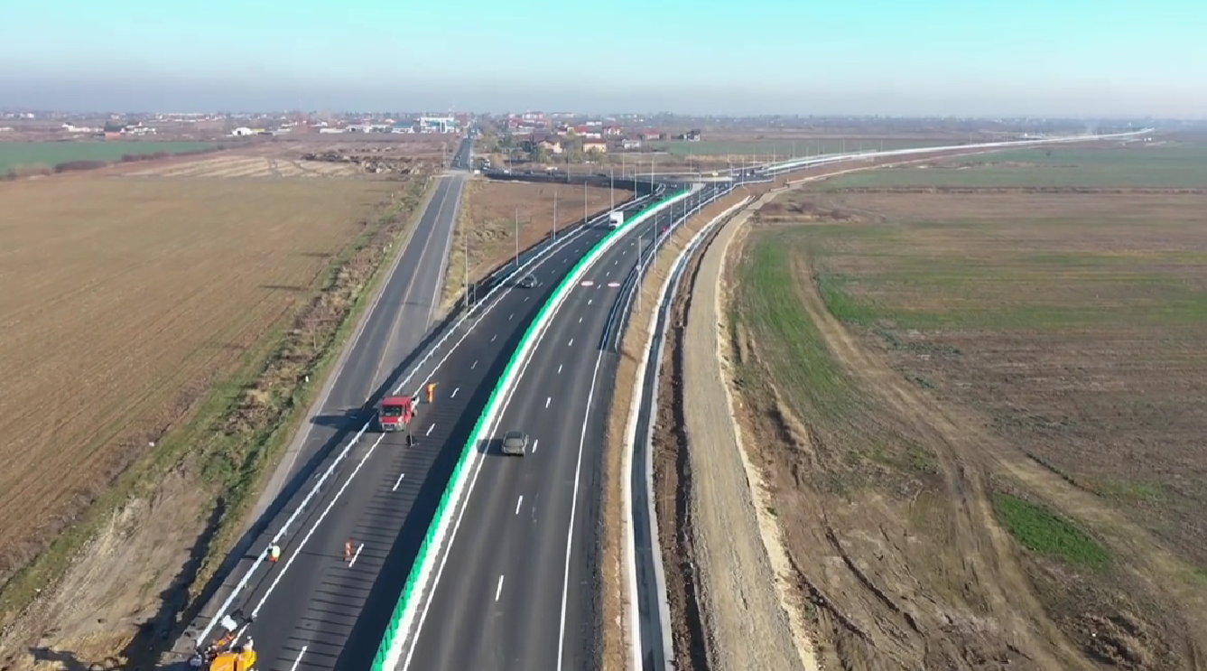 După nouă ani de lucrări, varianta Mihăilești a fost deschisă circulației