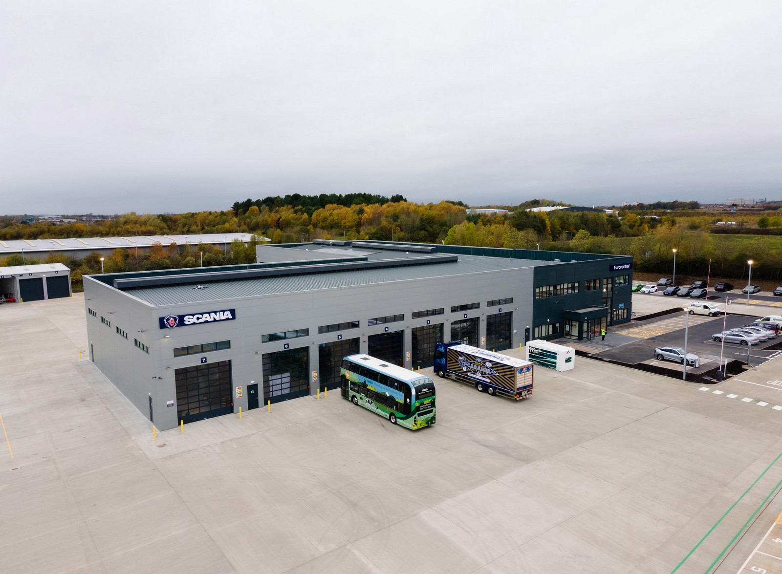 Scania GB officially opens new flagship service centre at Eurocentral in Motherwell