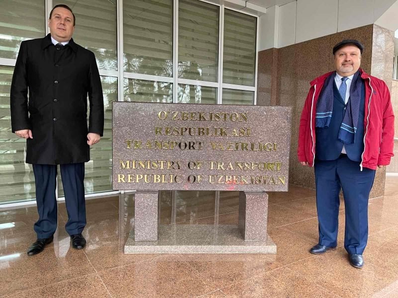 Przewoźnicy szukają kierowców już nawet w Uzbekistanie. Chętni dostaną zatrudnienie na taryfie ulgowej