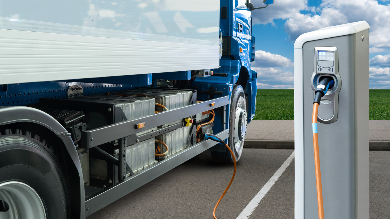 UE stabilește noi standarde privind utilizarea eFuels în transport