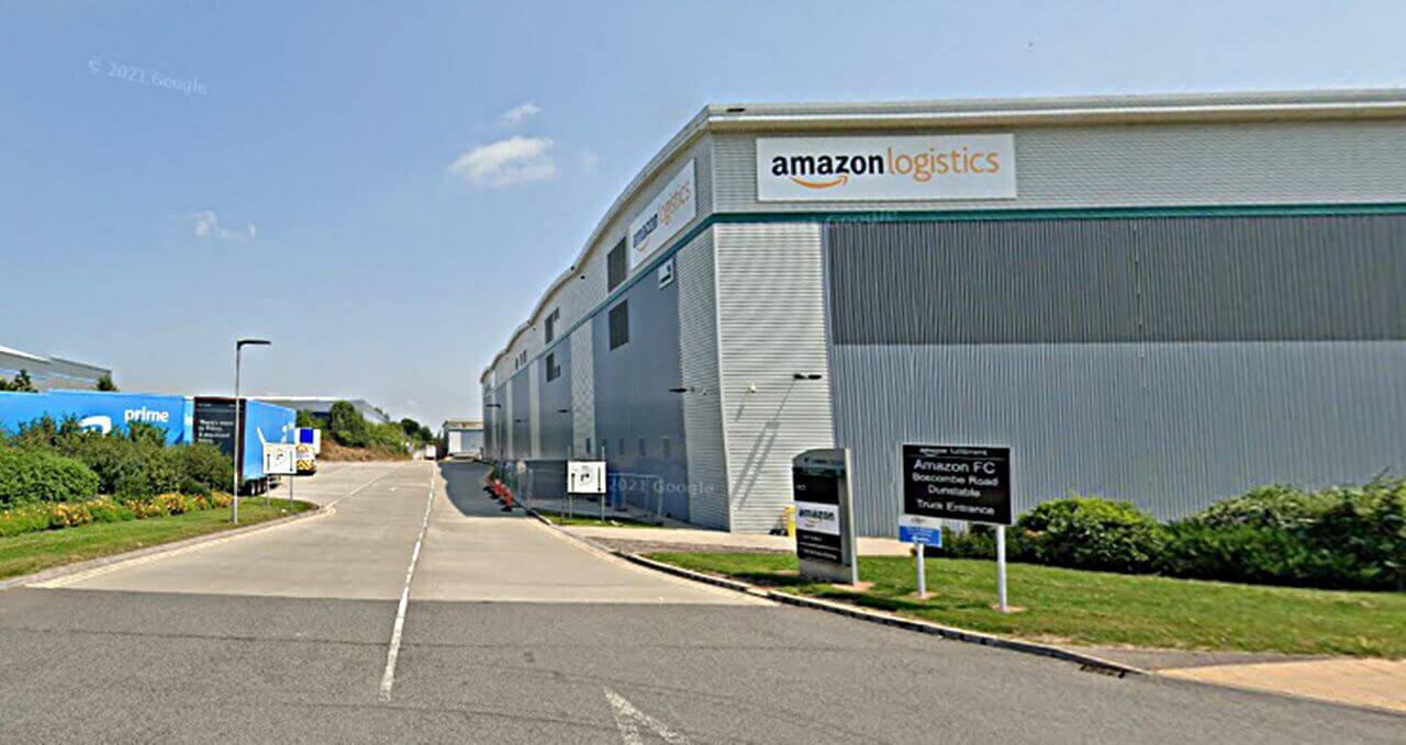 Peste 1000 de incidente de accidentare gravă raportate în depozitele Amazon din Marea Britanie