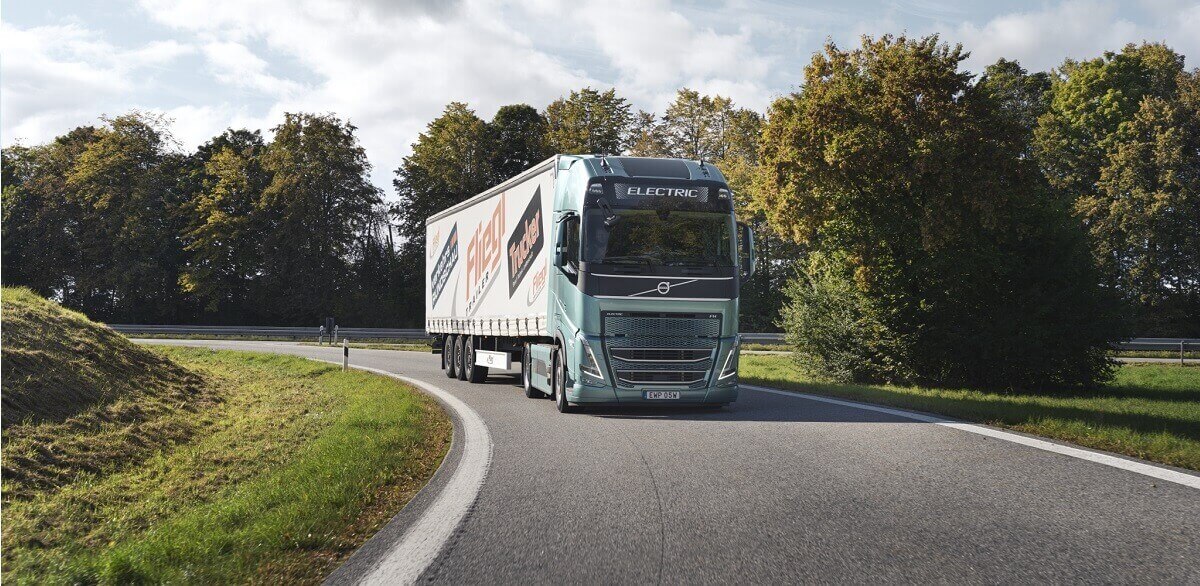 Energijos suvartojimas 50 proc. mažesnis nei dyzelinėse transporto priemonėse? „Volvo Trucks“ paskelbė bandymų rezultatus