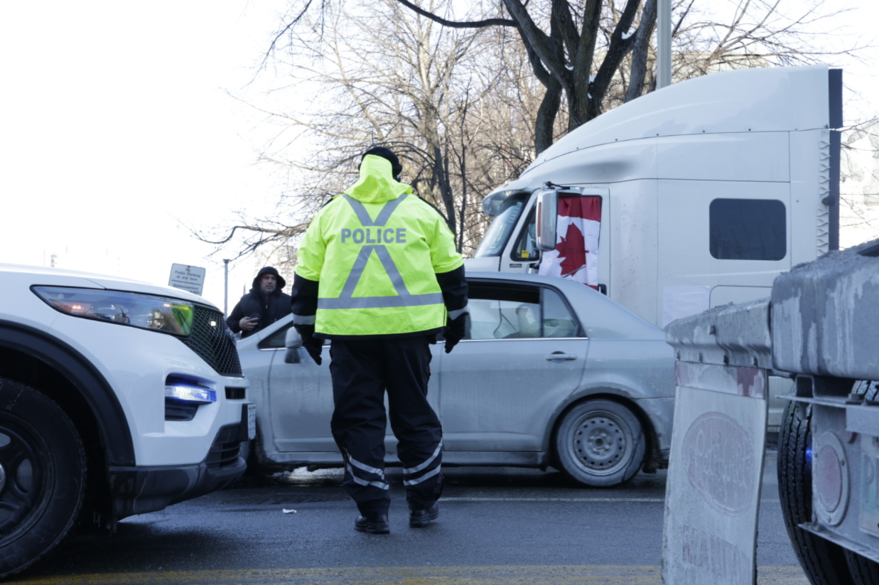 ”Freedom Convoy 2022” – Protestul șoferilor de camion din Canada ia proporții