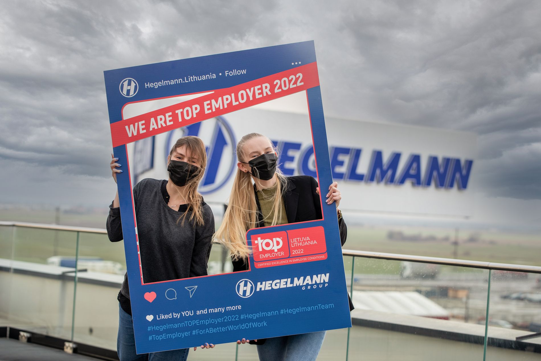 “Hegelmann” įvertinta už puikias darbo sąlygas. Pirmą kartą logistikos įmonė Lietuvoje gavo tokį apdovanojimą