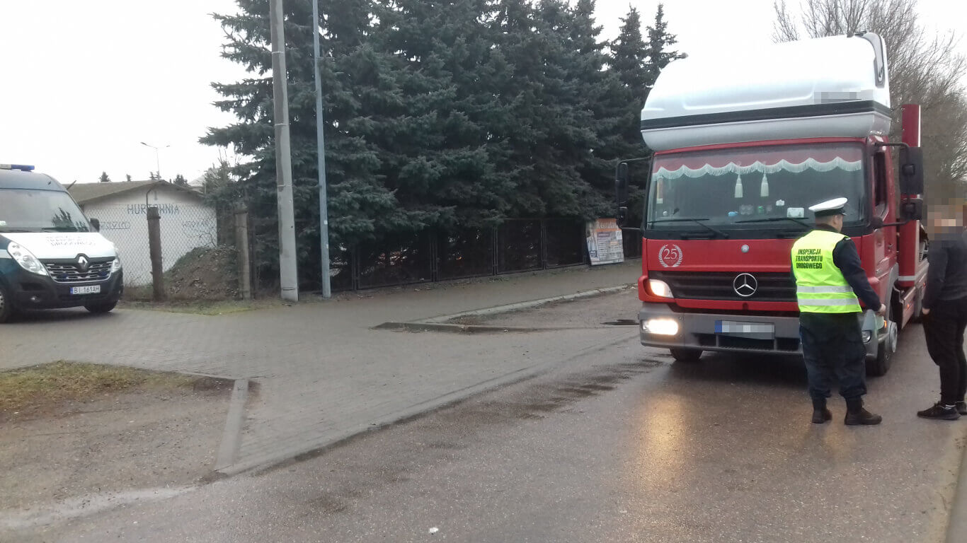 Polonia: Primul caz de permis de conducere ridicat pentru manipularea tahografului