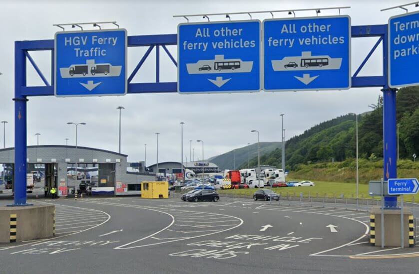 First Minister preparing to quit as Northern Ireland stops post-Brexit checks on food