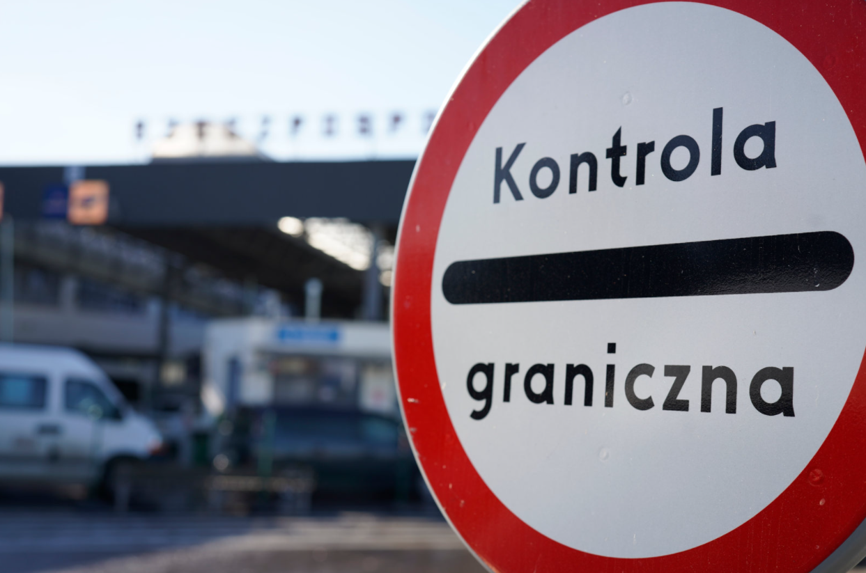 Ukrajna: nem engedik kilépni az Ororszországba tartó/ onnan érkező kamionokat