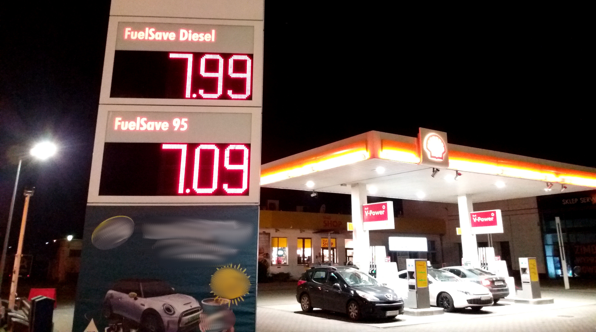 Diesel za prawie 8 zł. “Nikt nie jest w stanie pokryć tak drastycznych wzrostów cen paliw”. Konieczna podwyżka stawek