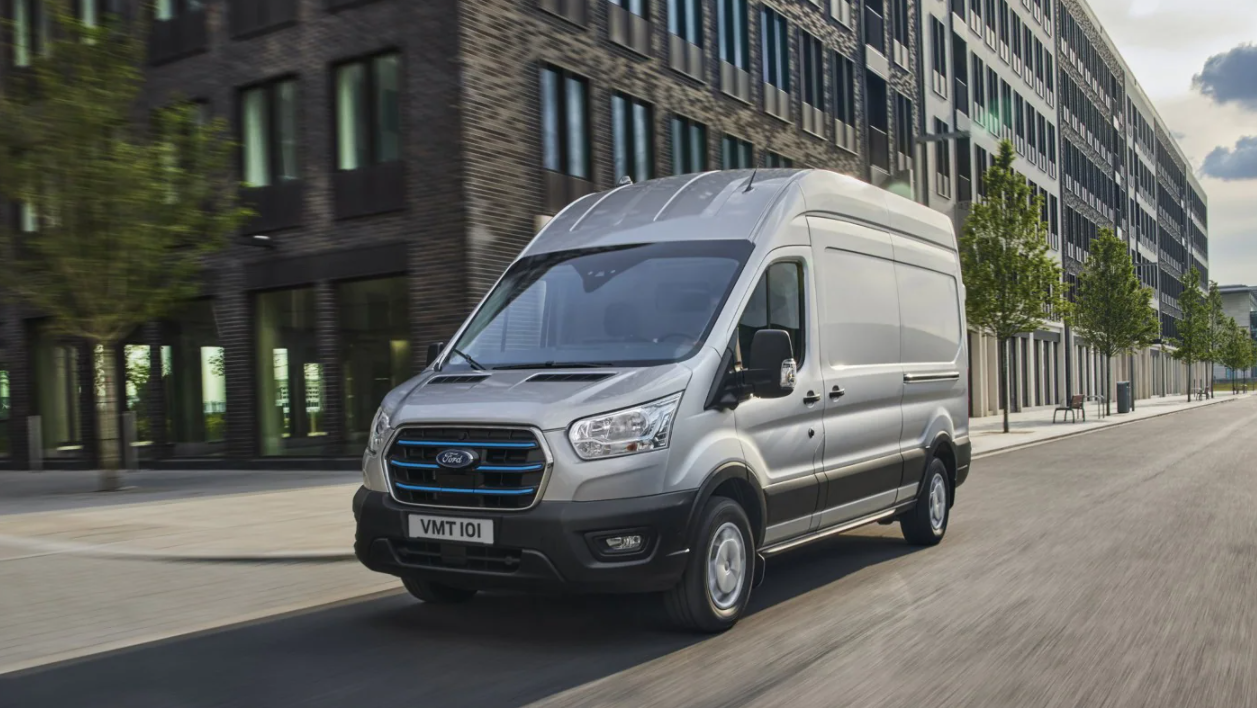 Ford zapowiada nowe elektryczne pojazdy użytkowe. E-Transit już po premierze w Polsce
