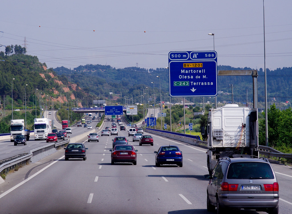 Greva din Spania s-a încheiat după o decizie privind acordarea unui sprijin record de 1 miliard de euro transportatorilor locali