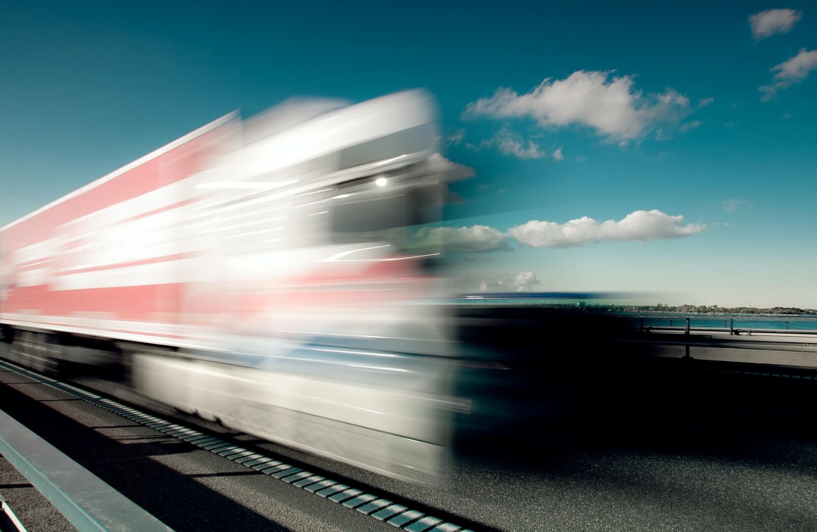 157 km/h sebesség = csaknem 8000 euró büntetés