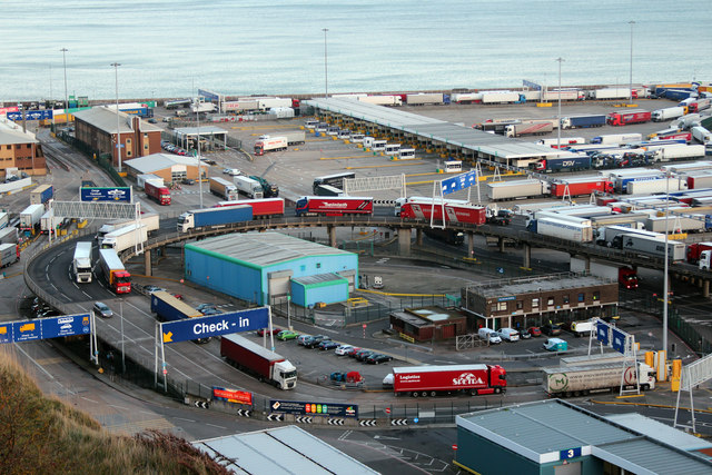 LKW-Chaos am Ärmelkanal. Die Lage in Dover bleibt auch über Ostern angespannt