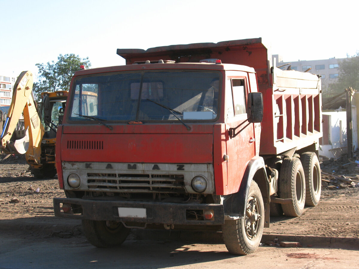 Niedrigste Abgasnormen und kein ABS? Kamaz und andere russische Fahrzeughersteller gehen zurück in die 90er