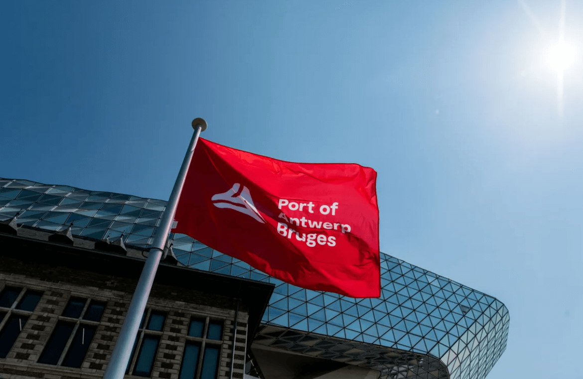 Fuziunea porturilor Antwerp și Bruges crează cel mai mare port Ro-Ro din Europa