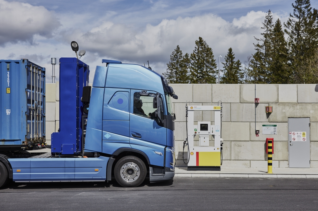 „Volvo Trucks” pristato naują nulinės emisijos sunkvežimį