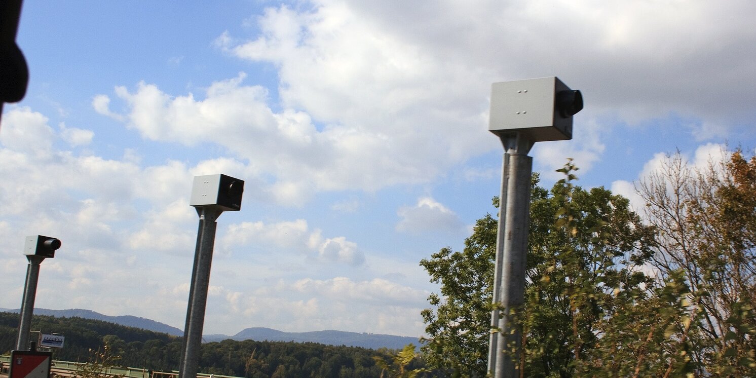 Nematėte greičio matuoklio? Baudos kvitą galite išmesti. Taip nutarė teismas dėl nuobaudos už greičio viršijimą