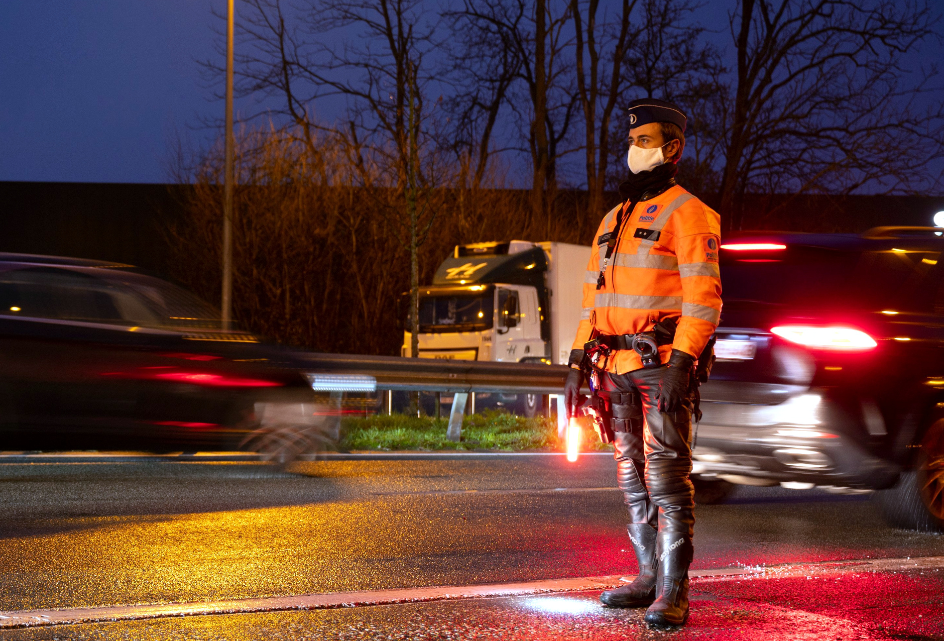 Kiküldetési rendelvény megszegése: hatalmas bírságok Belgiumban, akár börtönbüntetést is lehet kapni