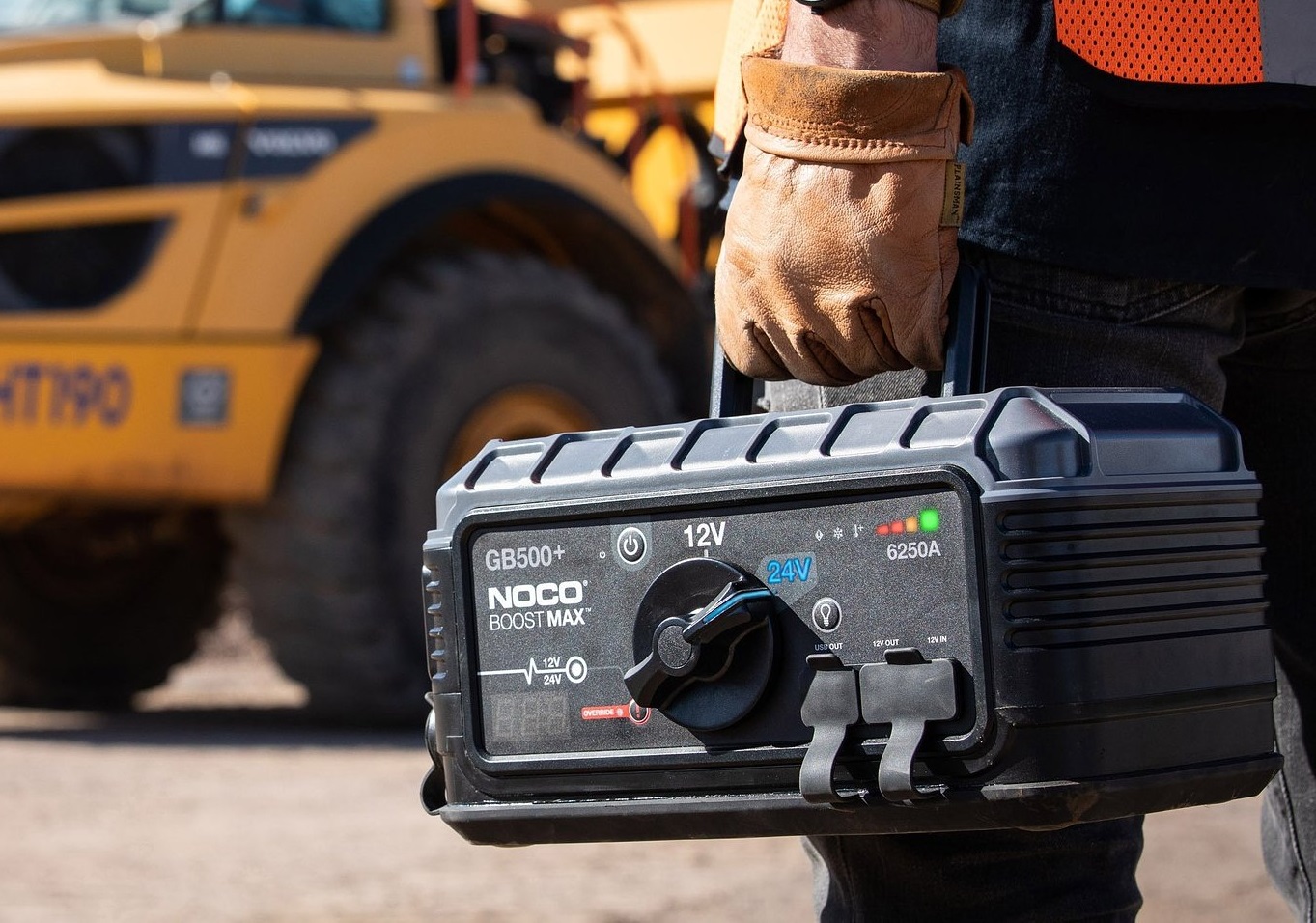 NOCO Boost MAX-ymalnie 6250 A do rozruchu akumulatorów